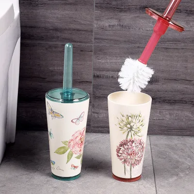 Bàn chải vệ sinh phong cách Châu Âu Không có góc chết Tóc mềm gia đình Bàn chải sáng tạo Bàn chải vệ sinh Bàn chải vệ sinh Bàn chải vệ sinh 041