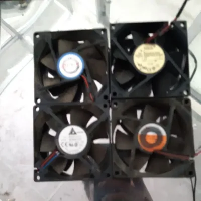 Quạt DC 12V 8cm-9cm 0.1A- 0.5A ( Hàng rã nguồn máy tính )