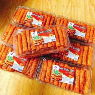 Bánh Pò Quẩy Hộp Đặc Sản Hải Phòng,Hộp 320g 70 Cái/Hộp Vị Cay Mùi Bò Truyền Thống,Bò Quẩy Hộp Xiên Vừng , Thơm Ngon An Toàn Vệ Sinh Thực Phẩm - đồ ăn vặt - ăn vặt