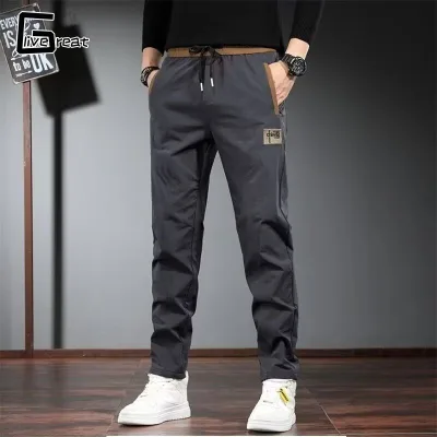 LIVE GREAT |Quần thường ngày nhãn hiệu Fashion Quần thể thao nam nam chi tiết thêu thiết kế dây rút eo lỏng