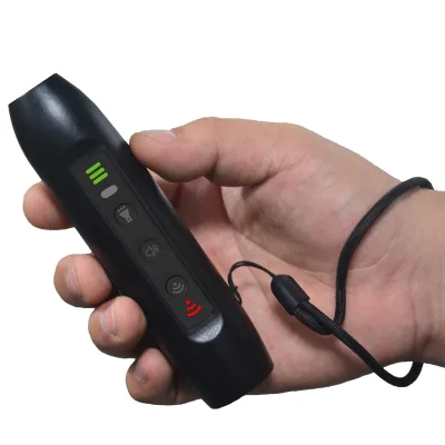 Máy đuổi chó bằng sóng siêu âm Hiệu Quả Tsattine N10 Anti Dog Obedient Ultrasonic - Phụ Kiện Thuận Lợi