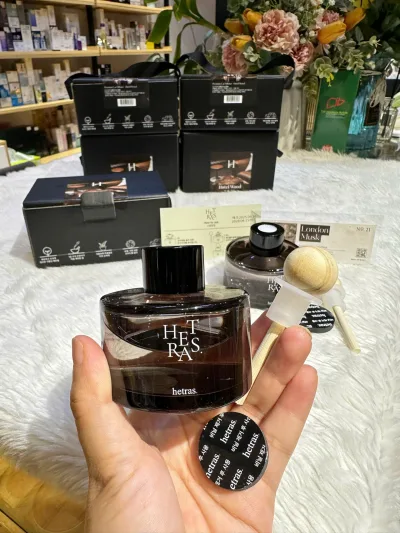 Hetras Car Perfume Essential Oil Smell 07 Hotel Wood (1 Bottle 77ml)