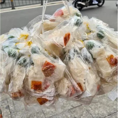 xâu 10 bịch bánh tráng sate vò