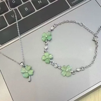 Bộ vòng cổ và vòng tay hoa cỏ ba lá xanh tinh tế, Trang sức lấy cảm hứng từ thiên nhiên Boho sang trọng dành cho nữ