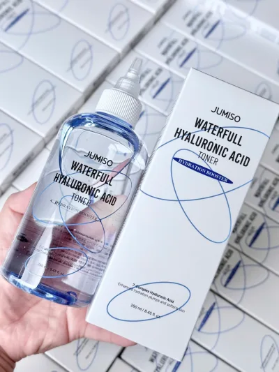 NƯỚC HOA HỒNG CẤP ẨM ĐA TẦNG CHO MỌI LOẠI DA JUMISO WATERFULL HYALURONIC ACID TONER 250ML HÀN QUỐC - 19257 - SẢN PHẨM ĐƯỢC YÊU THÍCH TRÊN THỊ TRƯỜNG HIỆN TAY, DÙNG RẤT TỐT LUÔN Ạ, DÙNG RẤT THÍCH, KHÁCH YÊU TRẢI NGHIỆM ỦNG HỘ SHOP NHÉ