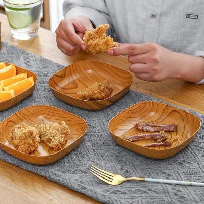 Đĩa nhựa giả vân gỗ,khay đựng trái cây, bánh kẹo, đồ ăn vặt,đĩa đa năng, mang phong cách sang trong, kích thước 14cm