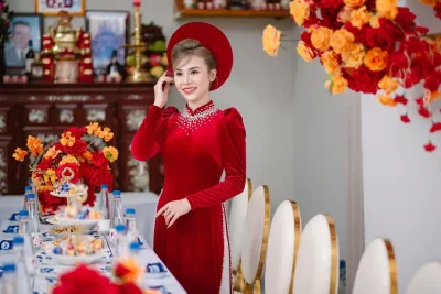 Áo dài nhung tay phồng kết đẹp