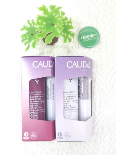 Caudalie Hand & Nail Repairing Cream Set Caudalie Hand & Nail Repairing Cream Caudalie Lip Balm