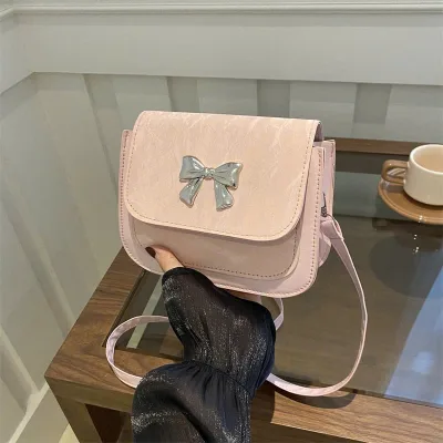 Túi xách nữ đeo chéo sang chảnh da nhung mini mác nơ dễ thương đi chơi đẹp Diomi Store 616