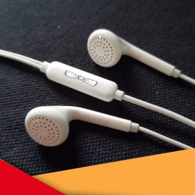 Tai Nghe cho các dòng oppo,Samsung, Jack 3.5, Âm Thanh Mạnh ,Có Mic đàm thoại