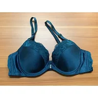 ÁO LÓT NỮ MỎNG CÓ GỌNG CÀI TRƯỚC VIỀN REN
