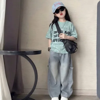 Set of Cotton T-Shirts with Printed Letters and Stylish Loose-Fitting Jeans for Girls