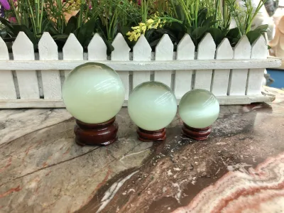 Quả cầu phong thủy đá mắt mèo trắng - Đường kính 3,5cm; 4,5cm; 5,5cm