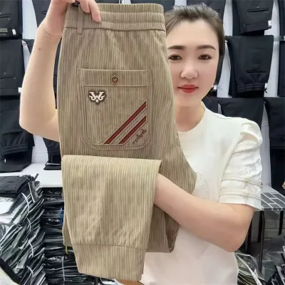 Phong Cách Mới Nam Xuân Hè Mỏng Phong Cách Lụa Sữa Quần Thời Trang Phù Hợp Với Slim-fit Skinny Quần Nam Hợp Thời Trang Quần Thể Thao Hợp Thời Trang