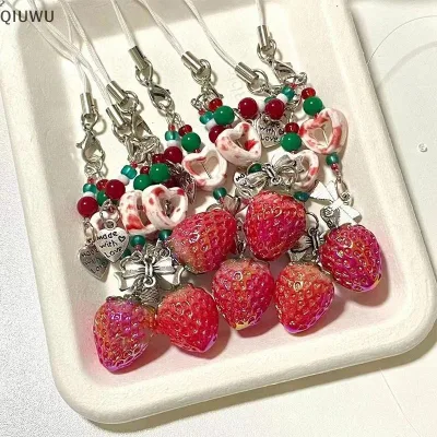 Qiuwu Ngọt Ngào Dễ Thương Dâu Tây Dây Điện Thoại Nữ Tính Nơ Trái Tim Đính Hạt Dây Điện Thoại Móc Khóa Dây Đeo Điện Thoại Di Động Tai Nghe Camera Quyến Rũ.