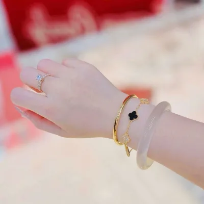 Vòng tay đá nhân tạo và vòng mạ vàng mắt mèo sáng cao cấp Kami trang sức sỉ