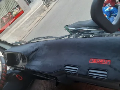 Thảm chống nắng taplo xe tải ISUZU QKR 270 2 TẤN 4 1 TẤN 9
