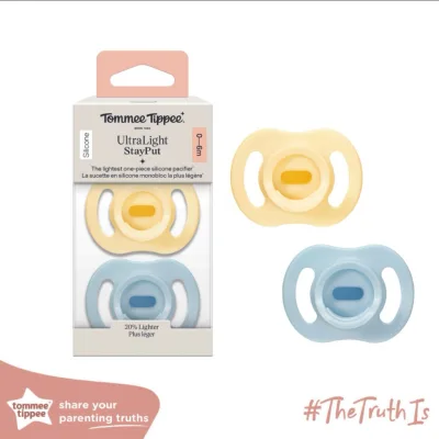Ti giả Tommee Tippee siêu nhẹ Stayput và dạ quang size 0-6m và 6-18m chỉnh nha cho bé