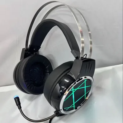 Gaming Headphones Have XL (Caro), Microphone, and Beautiful Color-Changing Led Lights, Super Cheap, USB + 3.5mm Jack, Great Sound.