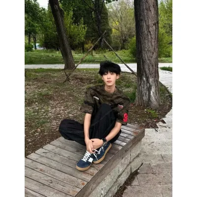 T Hợp Thời Trang Phong Cách Mới Kéo Ra Hợp Thời Trang Hợp Thời Trang Hip-Hop Ngụy Trang Mùa Hè Áo Thun Tay Ngắn ins Thời Trang Lười Tất Cả