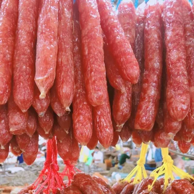 Lạp xưởng ngon , đặc sản Sóc Trăng , chất lượng béo , thơm ngon , bổ dưỡng , nhiều nạc ăn không ngán Mimo Foods chuyên hải sản khô ,thực phẩm khô,nông sản khô, đặc sản vùng miền Việt Nam, uy tín chất lượng