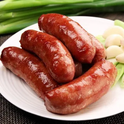 Lạp xưởng tươi 500GR hương vị truyền thống , gia truyền tại vùng Cai Lậy , lạp xưởng nhiều nạc , thơm ngon ít béo , đặc sản vùng Miền tây , BUGASABU kinh doanh hải sản khô , nông sản khô , thực phẩm khô trách nhiệm , uy tín