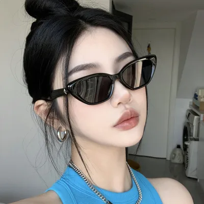 Kính mát gọng mắt mèo logo sao nổi dành cho nam nữ phong cách Trung Hàn k121