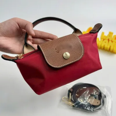 Túi Xách Nữ Mini Đeo Chéo Vải Dù Khóa Bấm Da Thời Trang Phong Cách Đơn Giản Size S 18cm