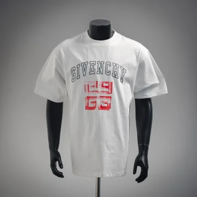 GIVENCHY / GIVENCHY 2026 Áo thun ngắn tay cổ tròn phong cách cặp đôi Phong cách nam hàng ngày Top 2026 Phong cách mới Thời trang mùa xuân Thời trang mùa xuân Niche Thiết kế hợp thời trang Phong cách Mỹ Hợp thời trang UYKN