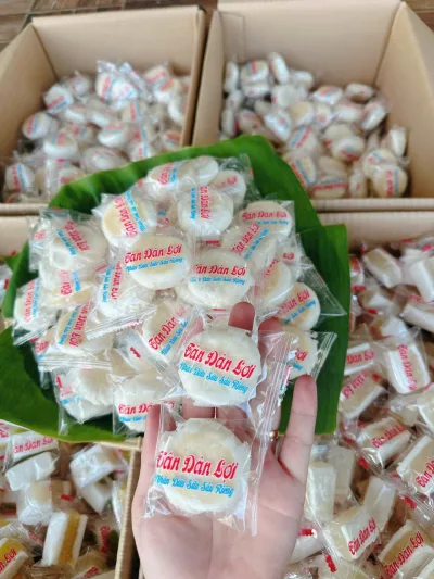 Super Delicious Tan Dan Loi Pia Cake with Coconut and Durian Milk - Tet - Tet Candy and Snacks - Snacks