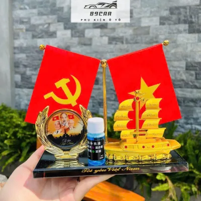 Bộ Cờ Và Thuyền Mạ Vàng Cao Cấp Gắn Xe Ô Tô Trang Trí Bàn Làm Việc Tặng Kèm Tinh Dầu Nước Hoa