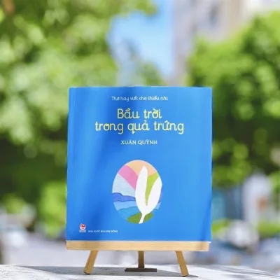 Sách - Thơ Hay Viết Cho Thiếu Nhi - Bầu Trời Trong Quả Trứng - Sách chuẩn NXB