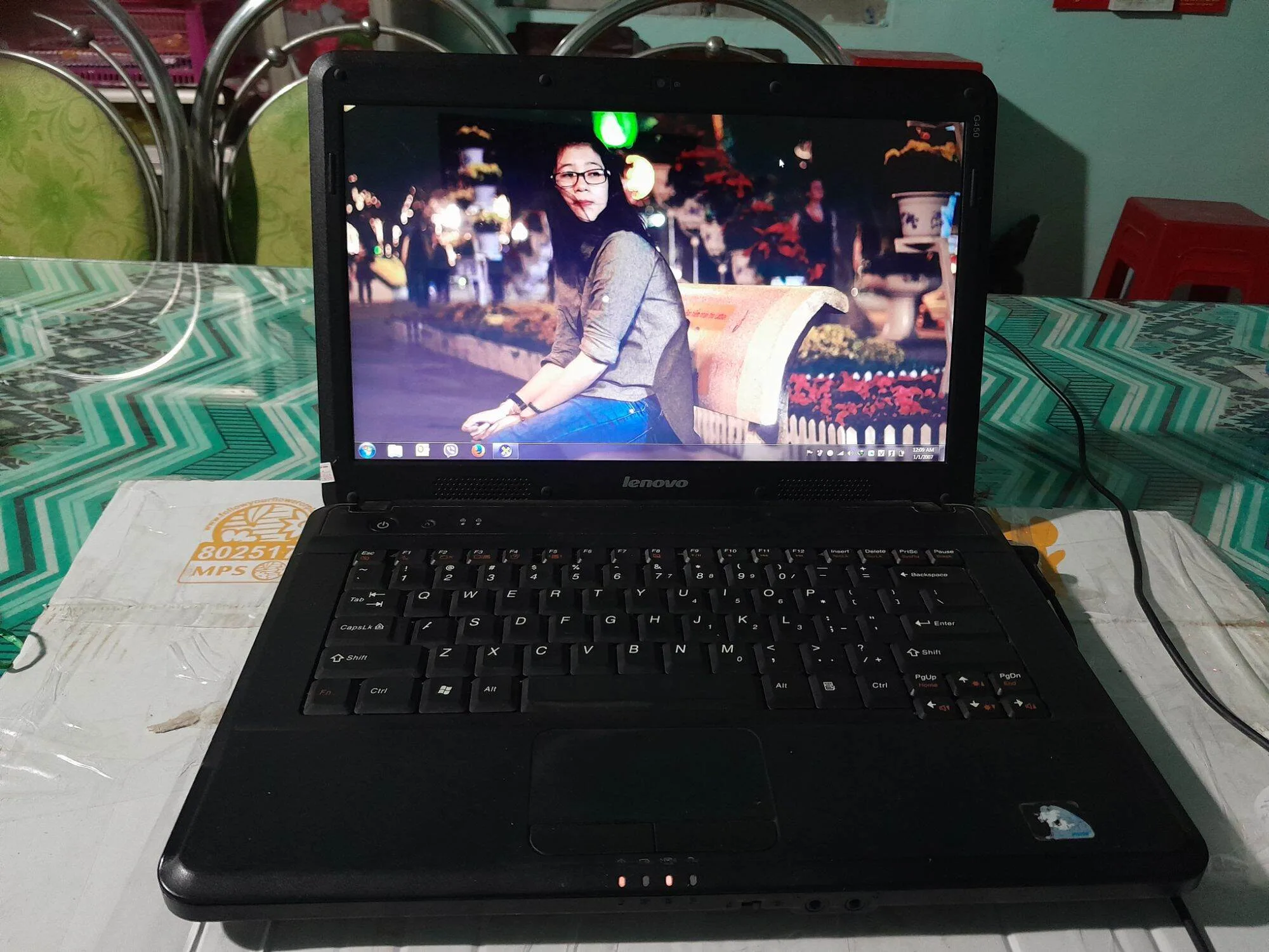 Thanh lý Laptop Lenovo G150, Pentum R Dual core, ram 2G. Giá bán 1,1