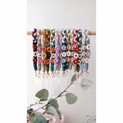 Dây đeo điện thoại (tặng thẻ kẹp điện thoại)/ Dây đeo điện thoại handmade