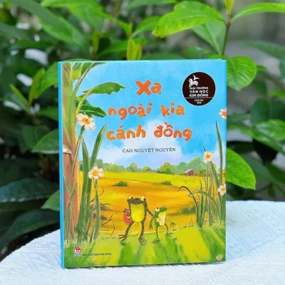 Book: Beyond the Field - Third Prize - Kim Dong Literary Award