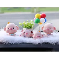 Decor full bộ heo gia đình trang trí taplo ô tô , phụ kiện xe hơi sáng tạo, hoặc để bàn làm việc có tặng kèm sáp thơm